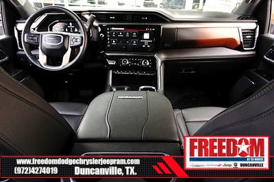 2025 GMC Sierra 2500HD Denali