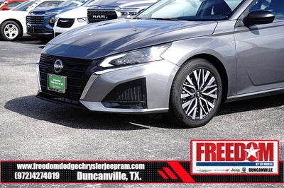 2025 Nissan Altima 2.5 SV