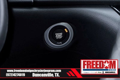 2025 Chrysler Voyager LX