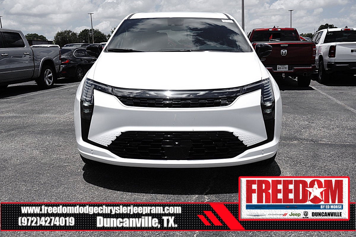 2027 Chrysler Pacifica Select