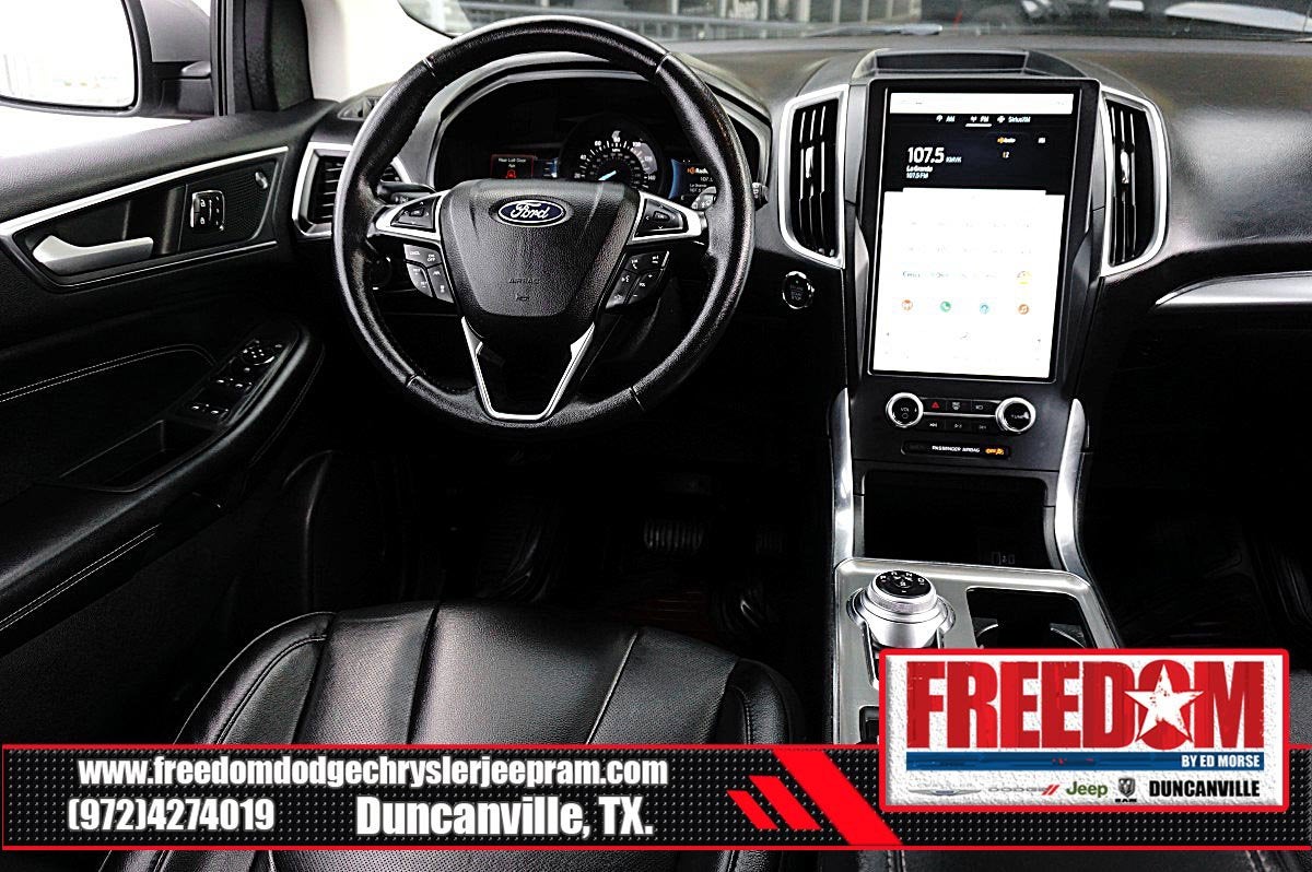 2022 Ford Edge Titanium