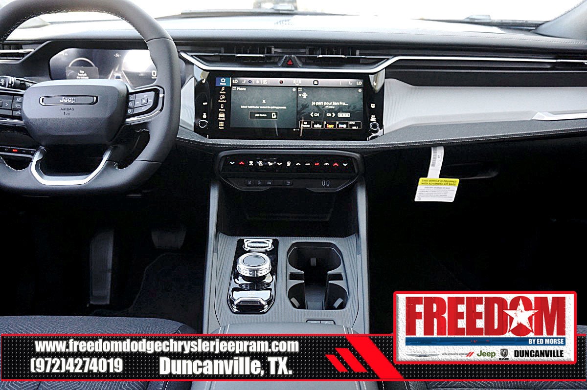 2026 Jeep Cherokee Laredo