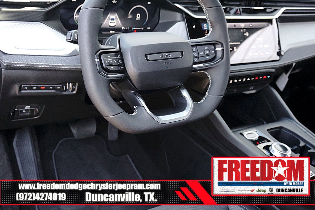 2026 Jeep Cherokee Laredo