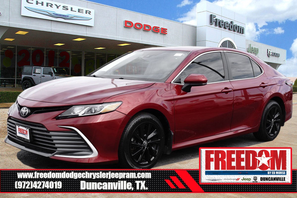 2022 Toyota Camry LE