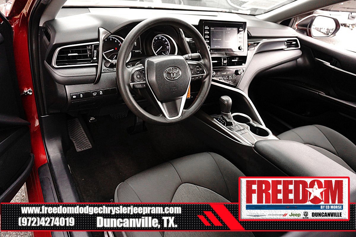 2022 Toyota Camry LE