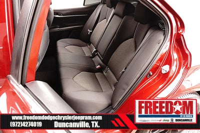 2022 Toyota Camry LE