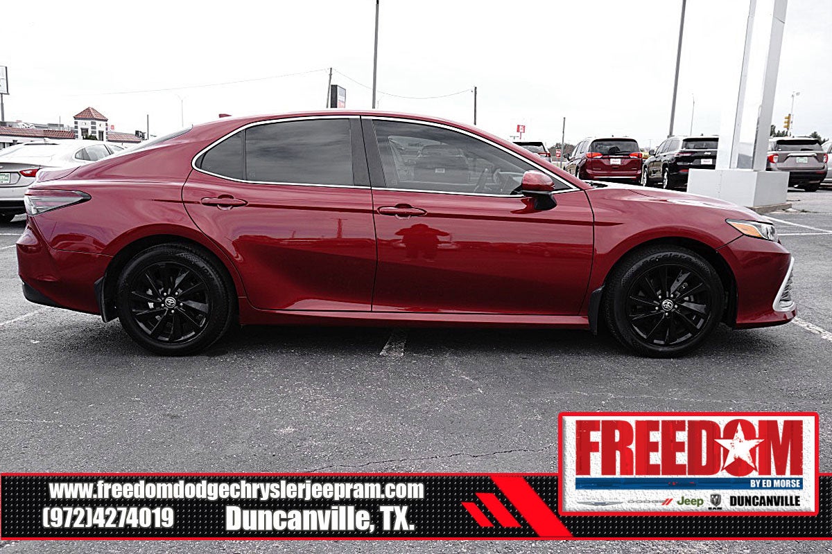 2022 Toyota Camry LE