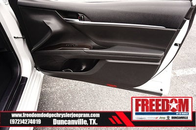 2024 Toyota Camry SE