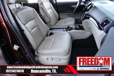 2022 Honda Pilot Touring 8 Passenger