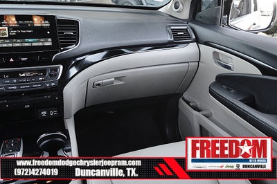 2022 Honda Pilot Touring 8 Passenger