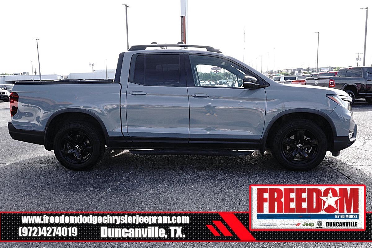 2022 Honda Ridgeline Black Edition
