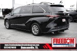 2021 Toyota Sienna XLE 8 Passenger