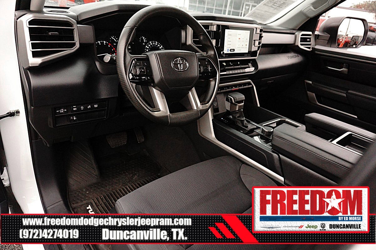 2022 Toyota Tundra SR5