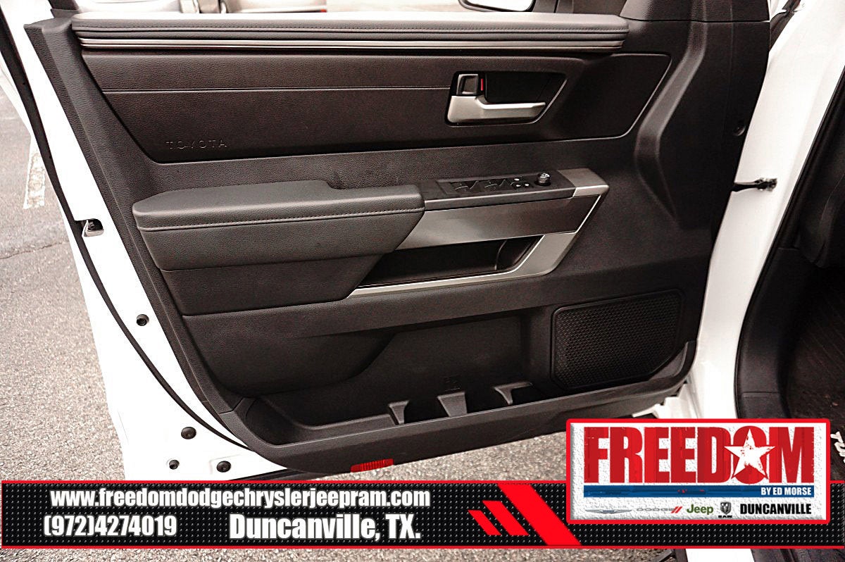 2022 Toyota Tundra SR5