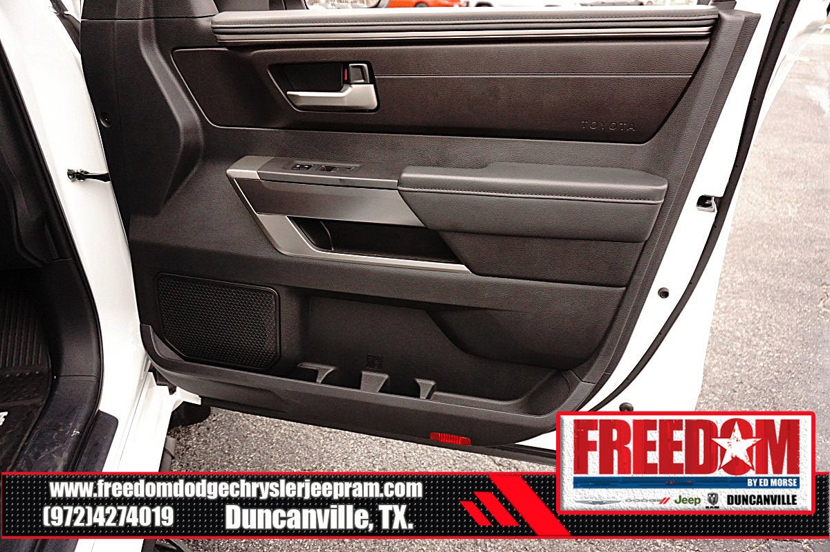 2022 Toyota Tundra SR5