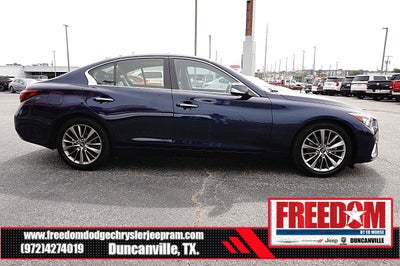 2022 INFINITI Q50 LUXE