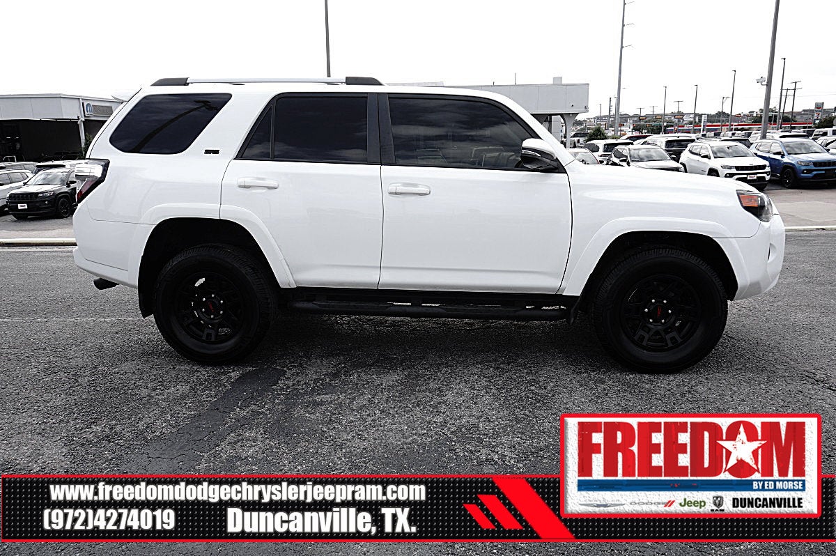 2022 Toyota 4Runner SR5 Premium