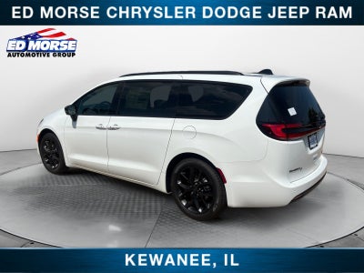 2027 Chrysler Pacifica Limited