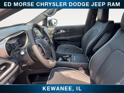 2027 Chrysler Pacifica Limited