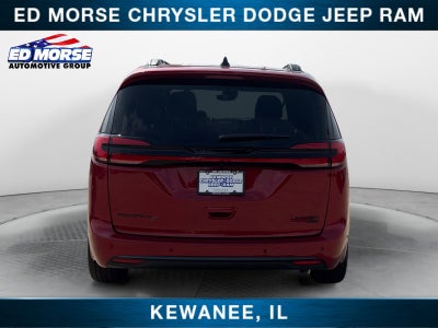 2027 Chrysler Pacifica Limited