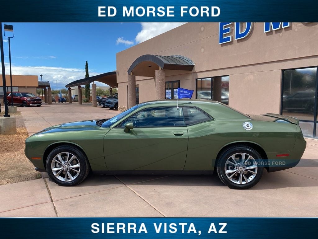 2021 Dodge Challenger SXT