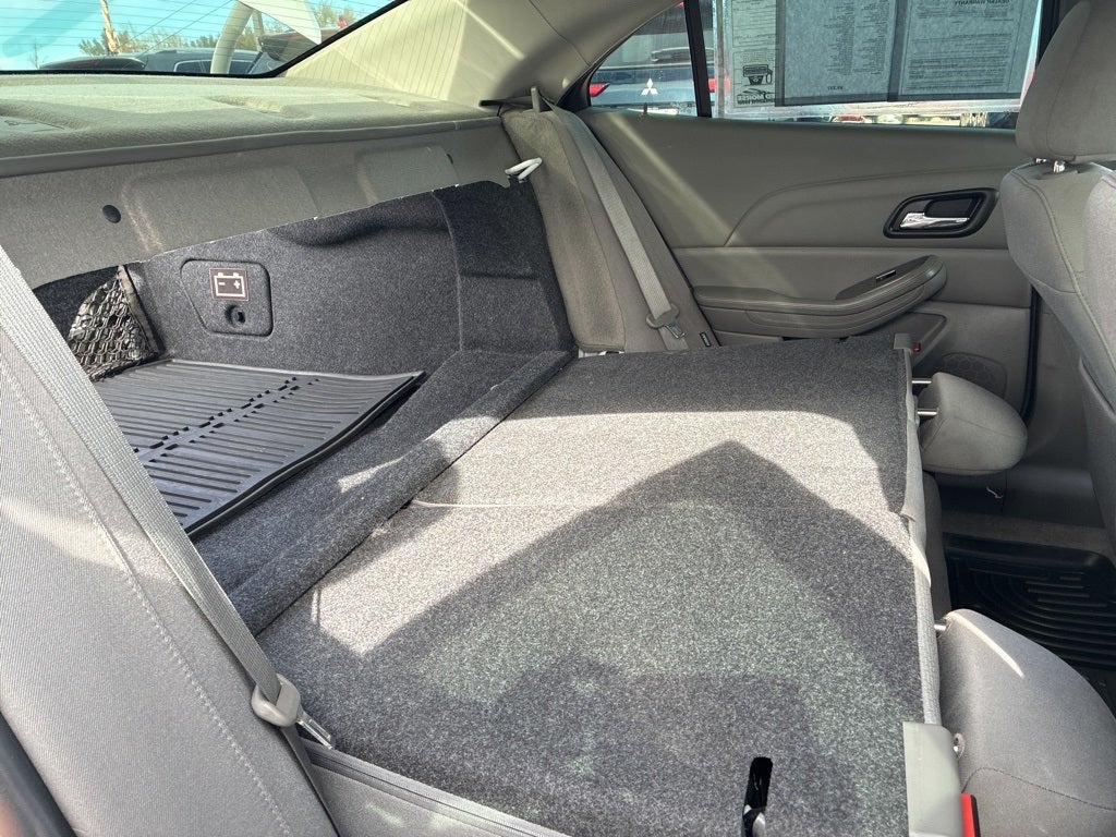 2014 Chevrolet Malibu LS 1LS