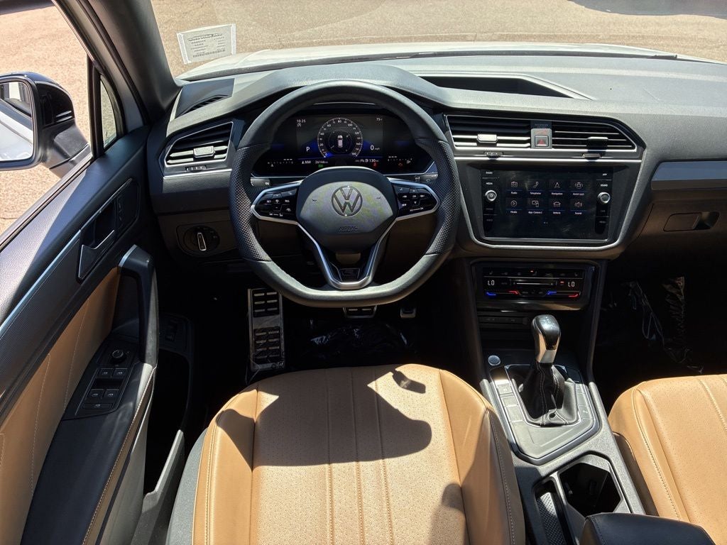 2024 Volkswagen Tiguan 2.0T SE R-Line Black