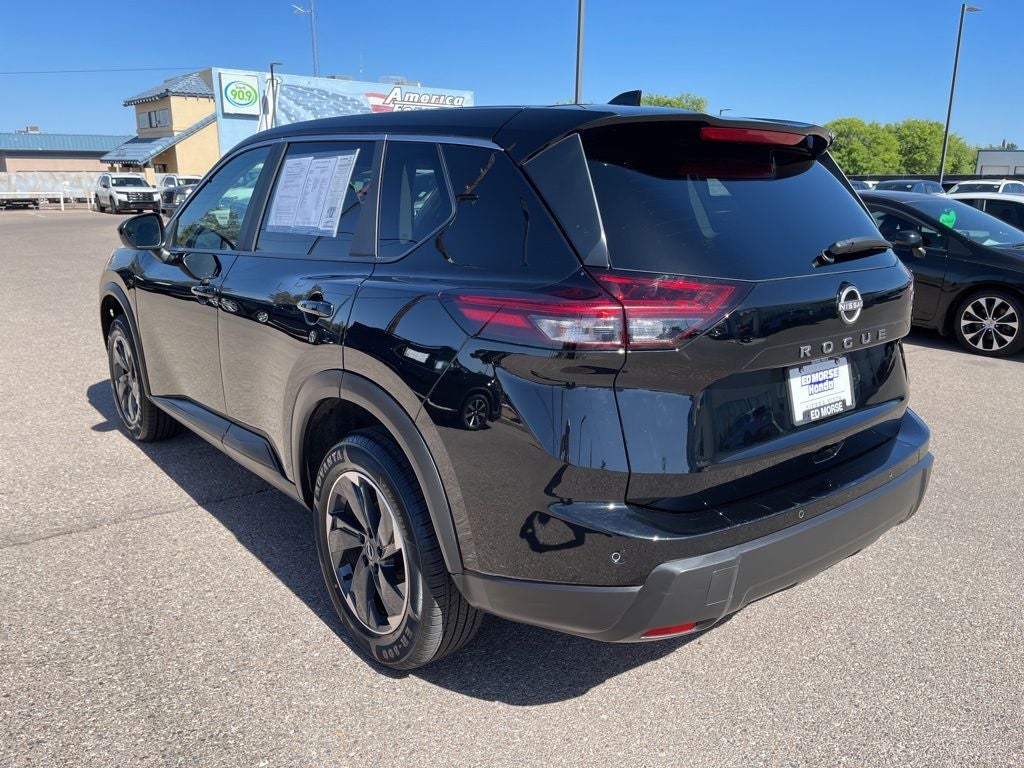 2025 Nissan Rogue SV