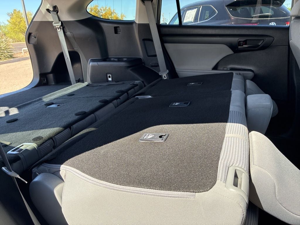 2021 Toyota Highlander L