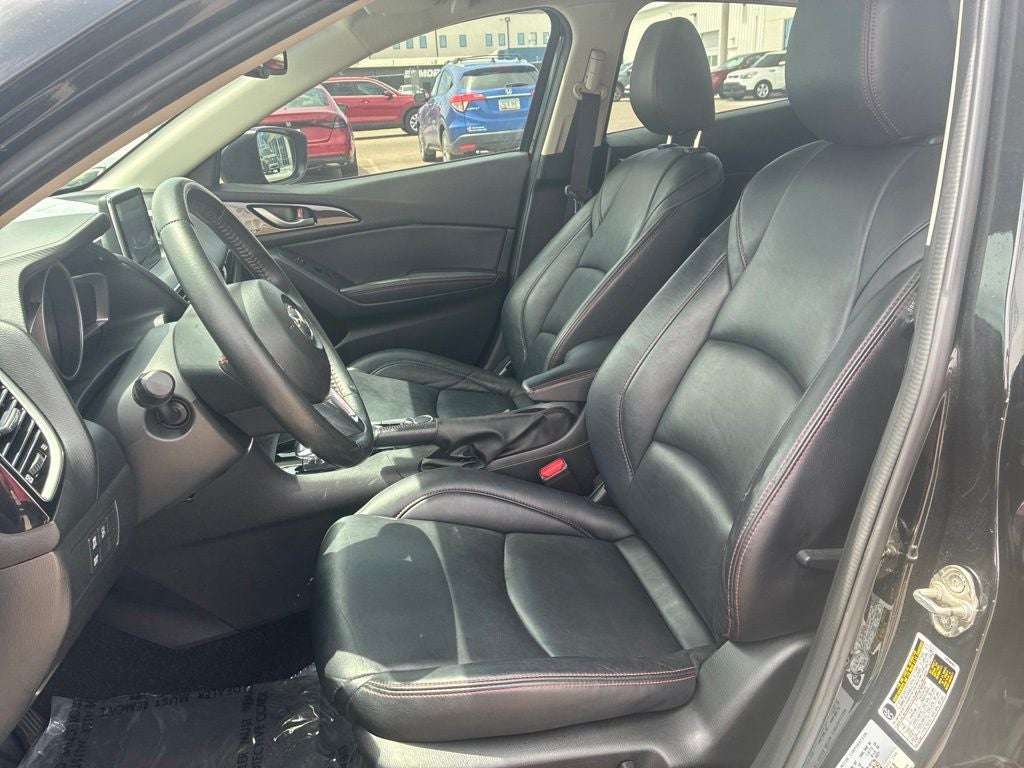 2016 Mazda Mazda3 i Grand Touring