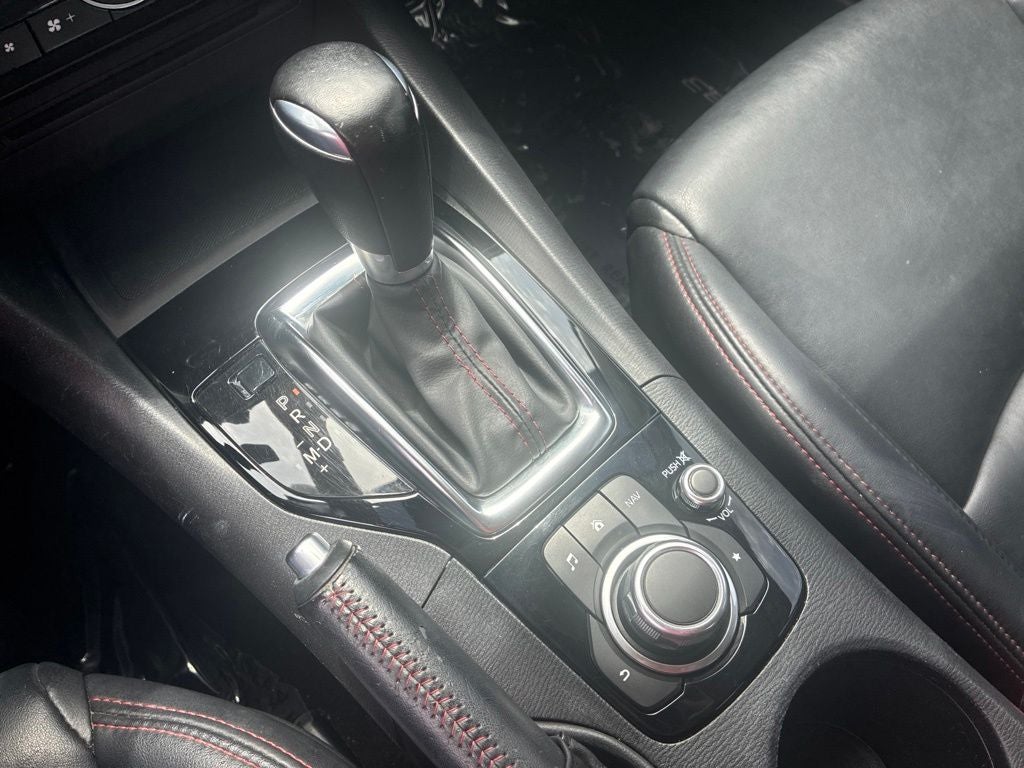 2016 Mazda Mazda3 i Grand Touring