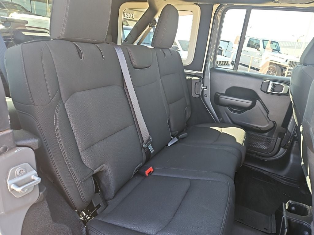 2021 Jeep Wrangler Unlimited Sport Altitude
