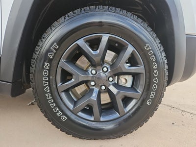 2020 Jeep Cherokee Latitude