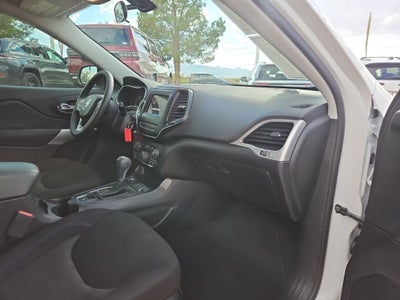 2020 Jeep Cherokee Latitude