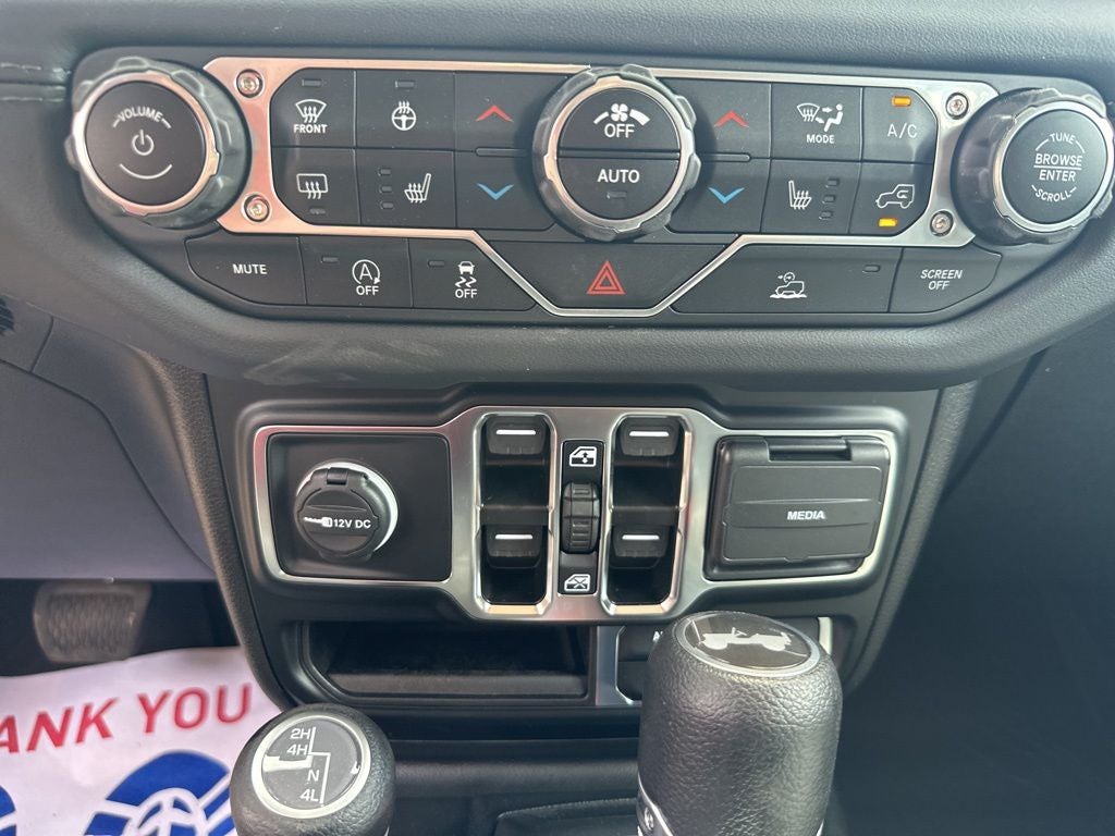 2024 Jeep Wrangler Sahara