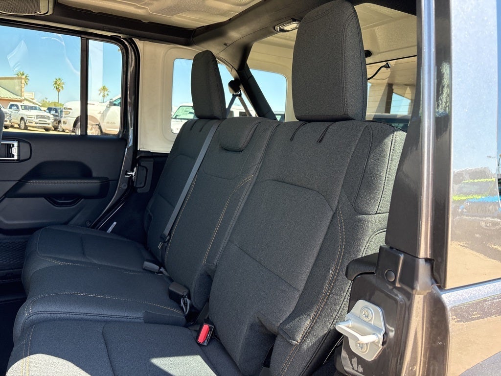 2025 Jeep Wrangler Sahara