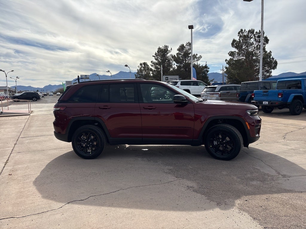 2025 Jeep Grand Cherokee Altitude