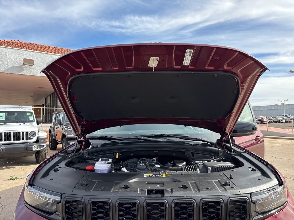 2025 Jeep Grand Cherokee Altitude