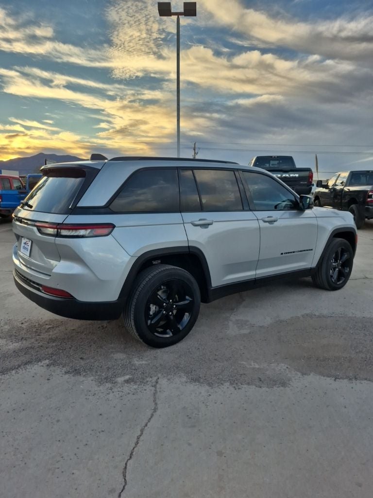 2023 Jeep Grand Cherokee Altitude X