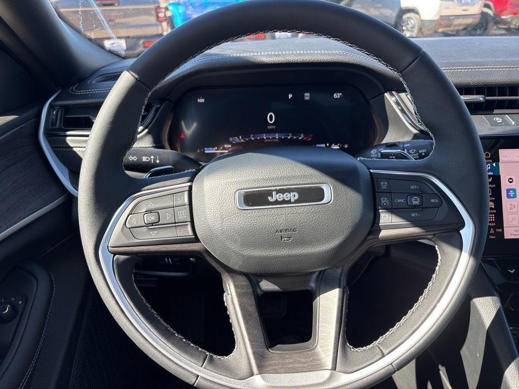 2026 Jeep Grand Cherokee Laredo