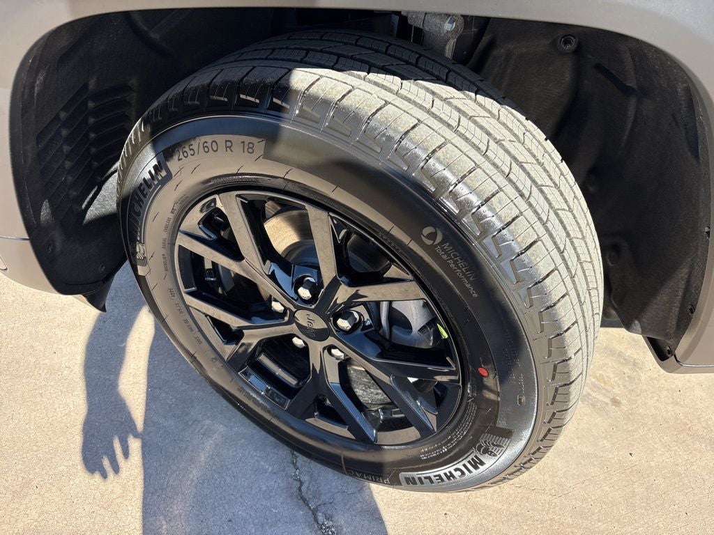 2026 Jeep Grand Cherokee Laredo