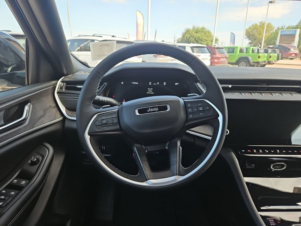 2026 Jeep Grand Cherokee L Laredo