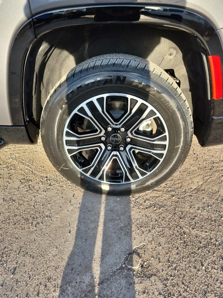 2026 Jeep Grand Wagoneer 4x4