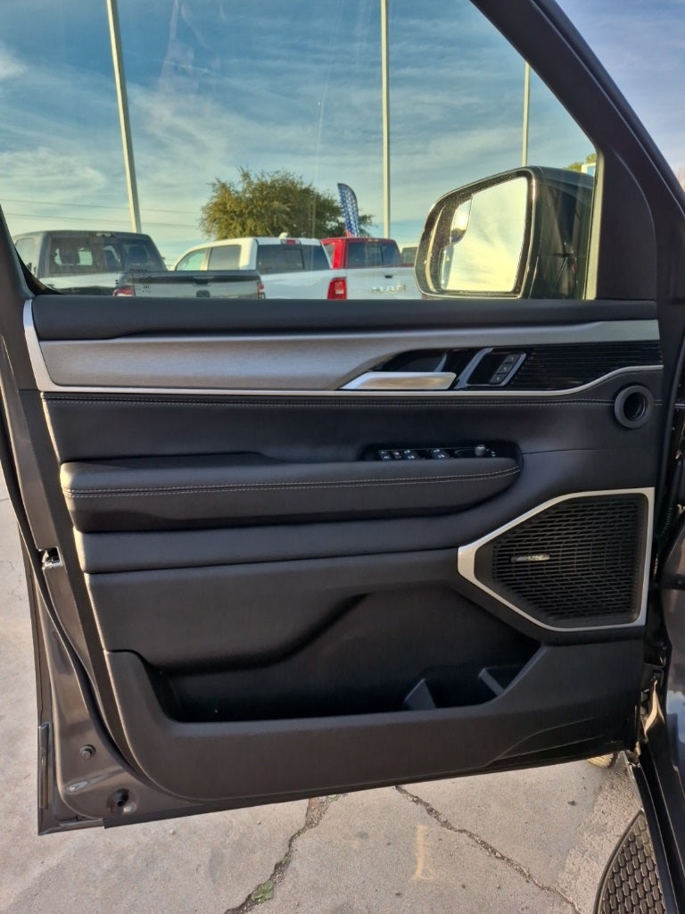 2026 Jeep Grand Wagoneer 4x4