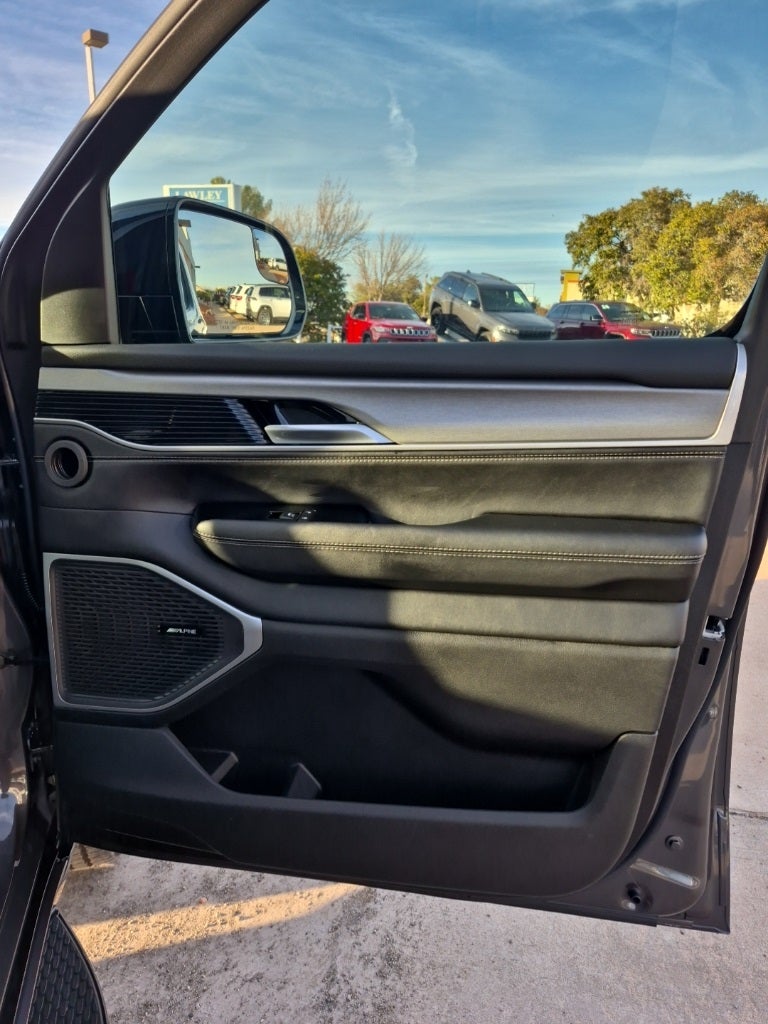 2026 Jeep Grand Wagoneer 4x4