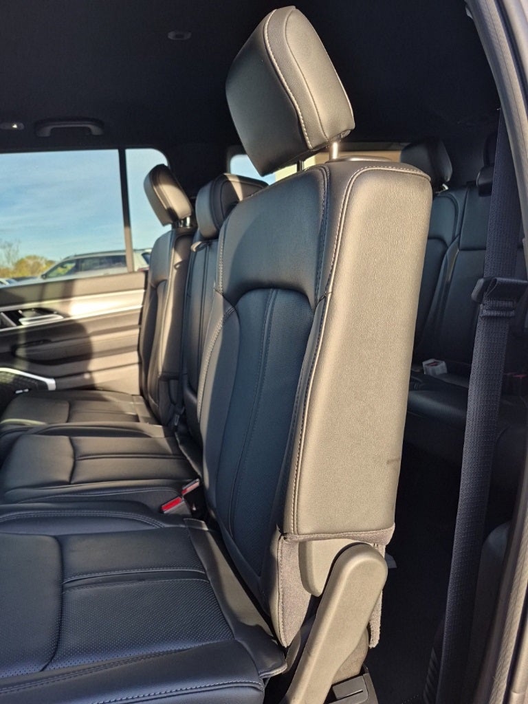 2026 Jeep Grand Wagoneer 4x4