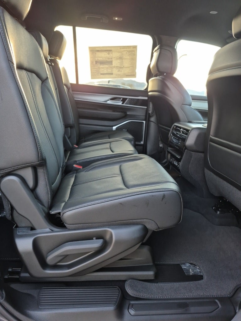 2026 Jeep Grand Wagoneer 4x4