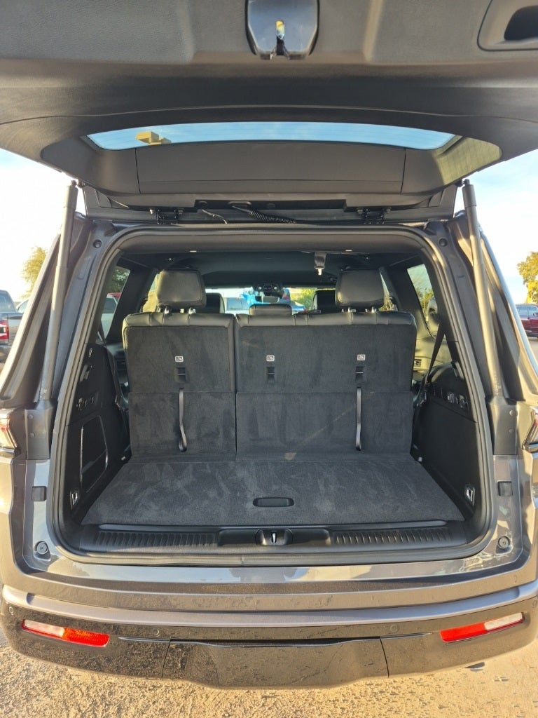 2026 Jeep Grand Wagoneer 4x4