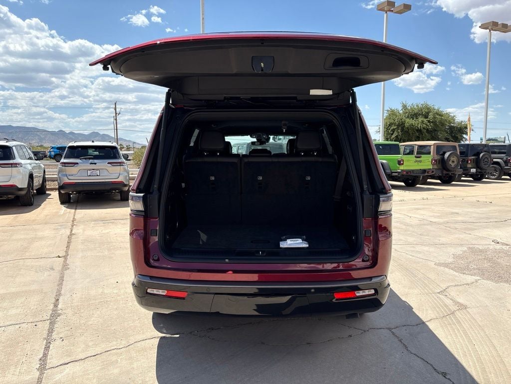 2026 Jeep Grand Wagoneer Limited Altitude