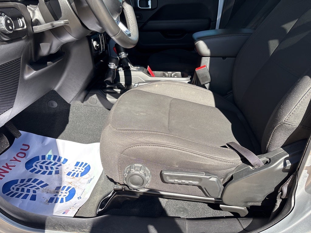 2023 Jeep Gladiator Overland